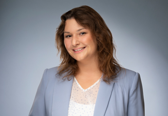 Sabrina Christof Ansprechpartnerin für die dualen Studiengänge